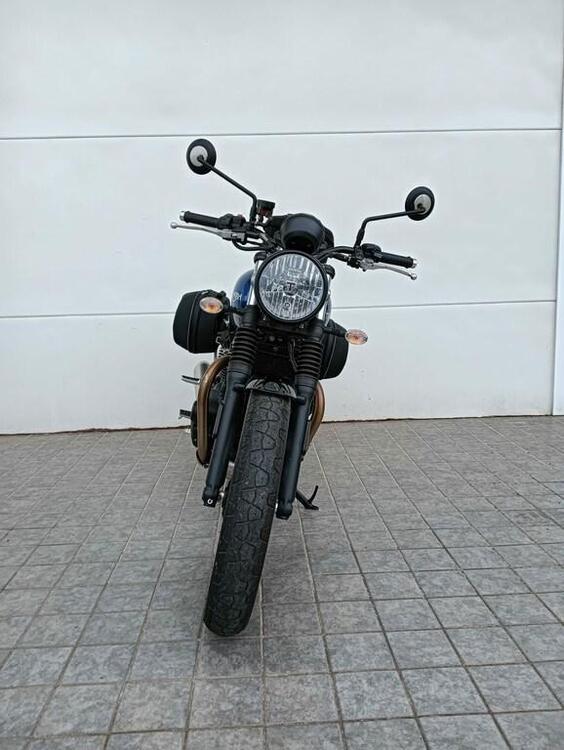 Triumph Street Twin 900 (2021 - 22) (2)