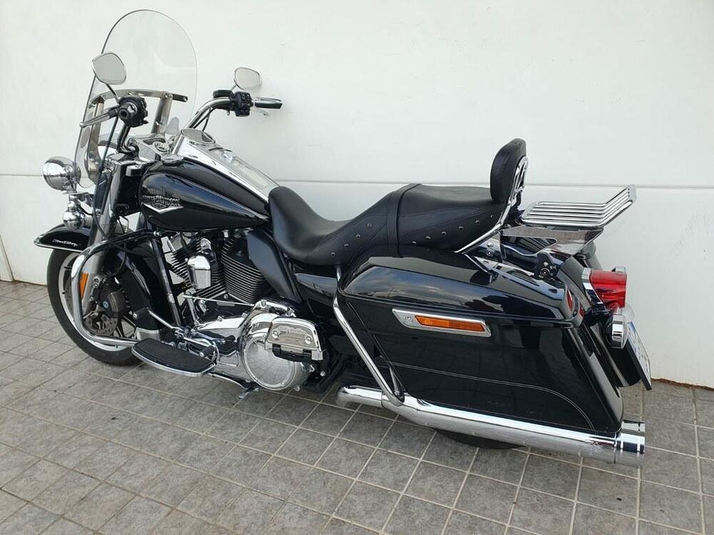 Harley-Davidson 1690 Road King (2013 - 16) - FLHR (3)