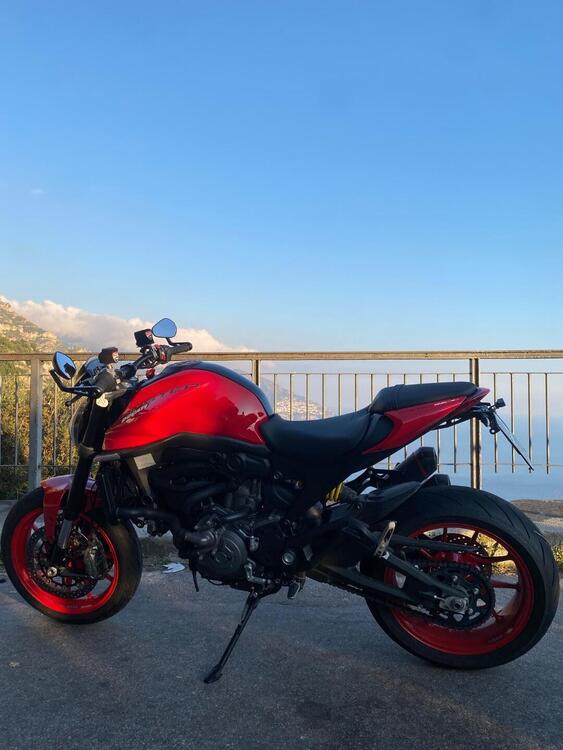 Ducati Monster 937 + (2021 - 25) (5)