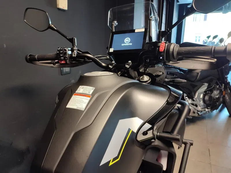 CFMOTO 800MT Explore (2023 - 26) (5)