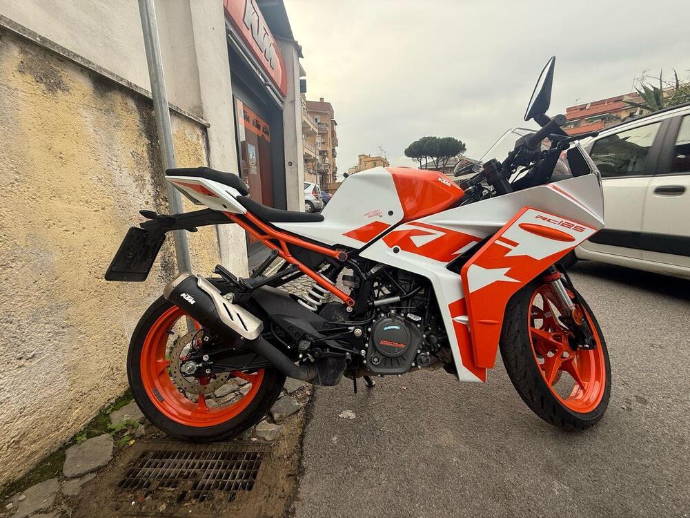 KTM RC 125 (2022 - 25)