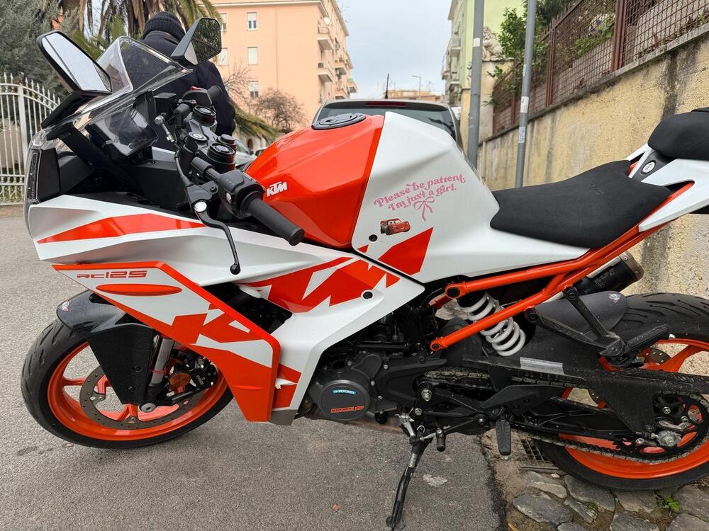 KTM RC 125 (2022 - 25) (4)