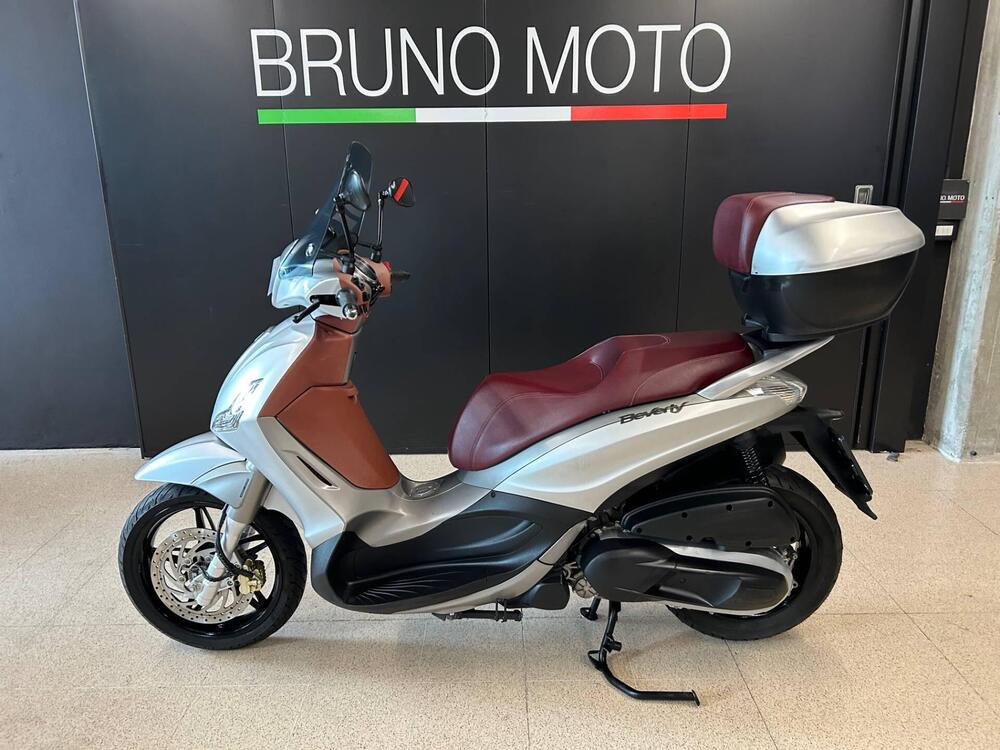 Piaggio Beverly 350 ABS (2016 - 20) (2)