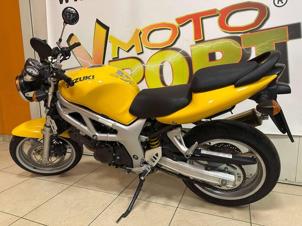 Suzuki SV 650 (1999 - 02) (5)