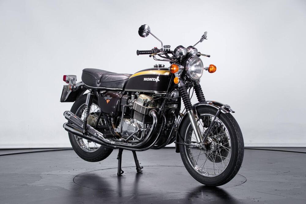 Honda CB 750 FOUR (3)