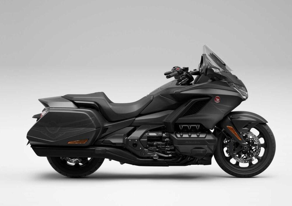 Honda GL 1800 Gold Wing 50° Anniversario (2025) (2)