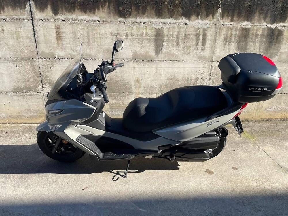 Kymco X-Town 300i (2021 - 25) (3)