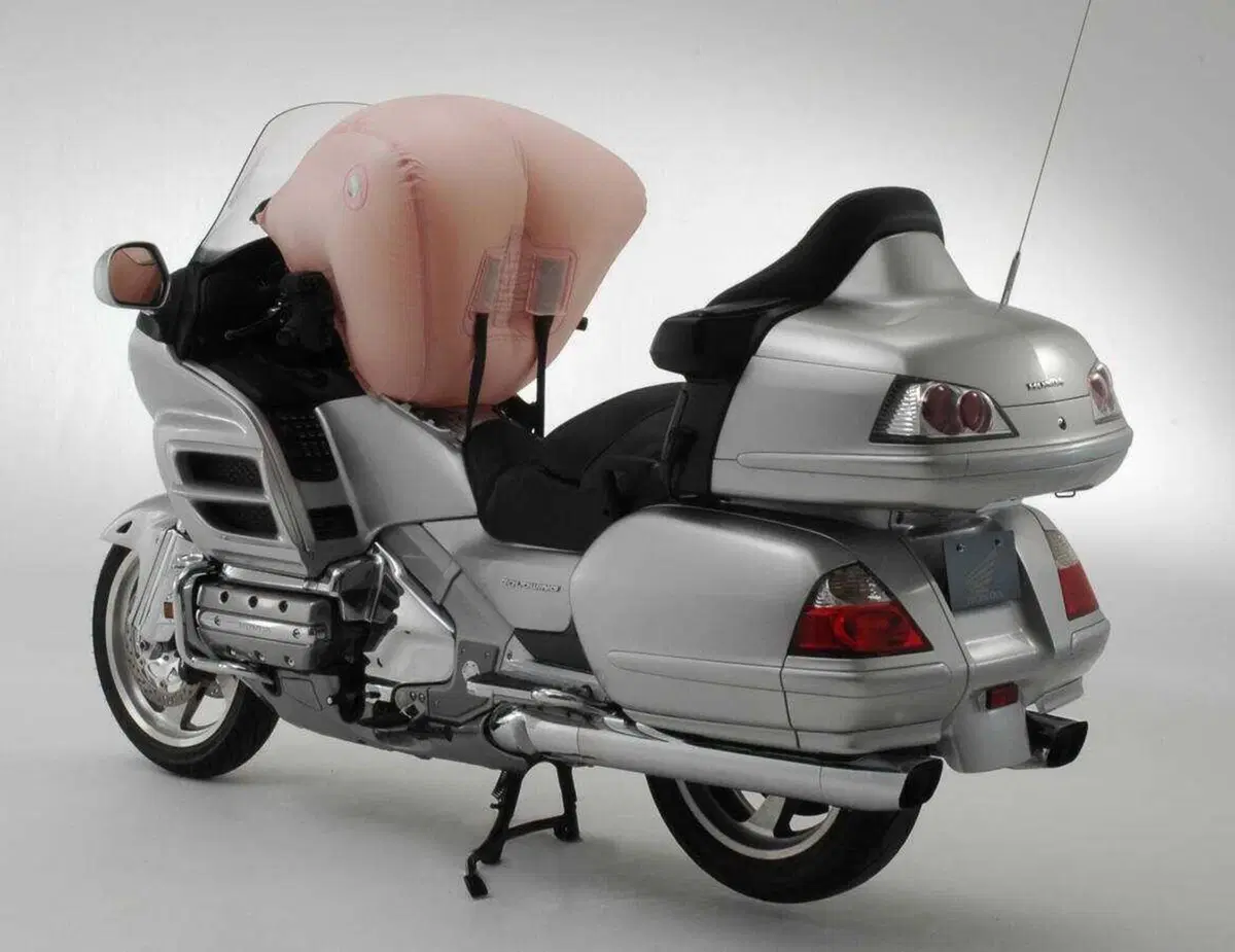 La Gold Wing compie 50 anni: Honda celebra la regina del gran turismo (50)