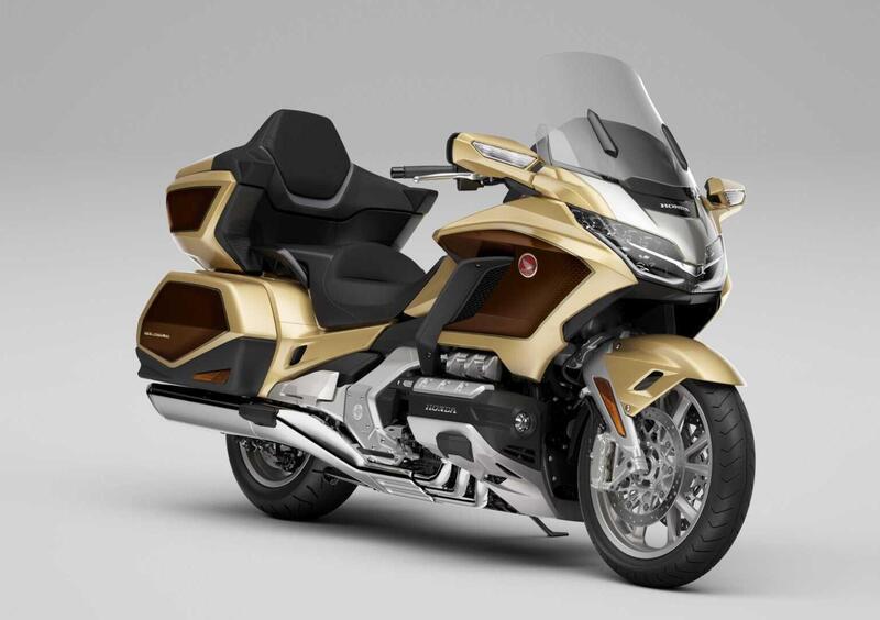 Honda GL 1800 GL 1800 Gold Wing Tour (2025) (11)