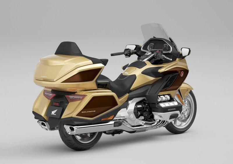 Honda GL 1800 GL 1800 Gold Wing Tour (2025) (9)