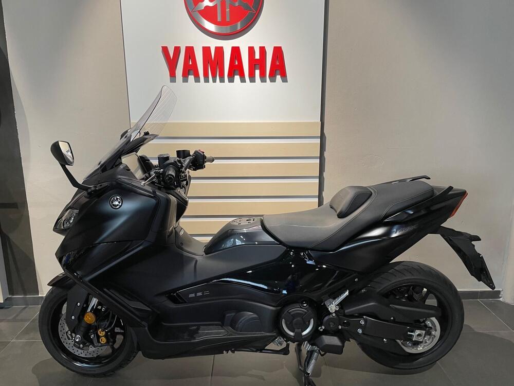 Yamaha T-Max 560 Tech Max (2022 - 24) (2)