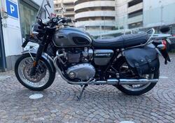 Triumph Bonneville T120 Gold Line Edition (2021) usata