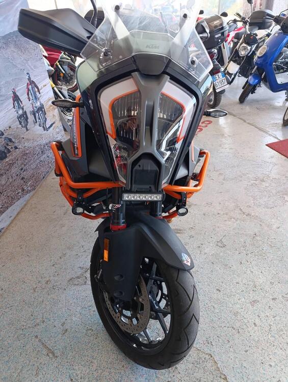 KTM 1290 Super Adventure R (2021) (5)