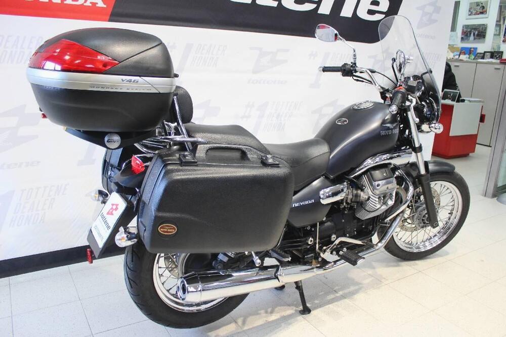 Moto Guzzi Nevada 750 Aquila Nera (2009 - 16) (2)