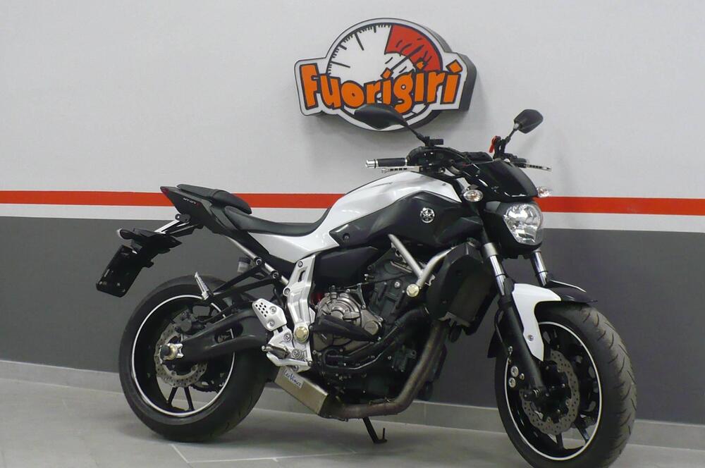 Yamaha MT-07 (2014 - 16) (5)