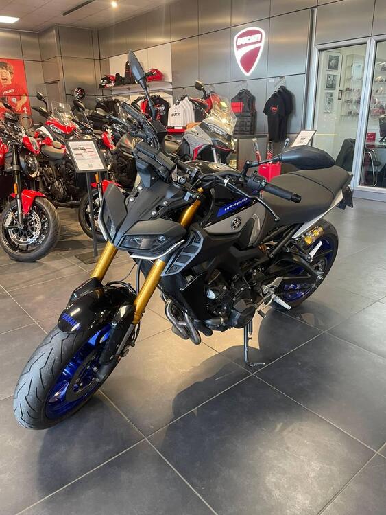 Yamaha MT-09 SP (2018 - 20) (2)