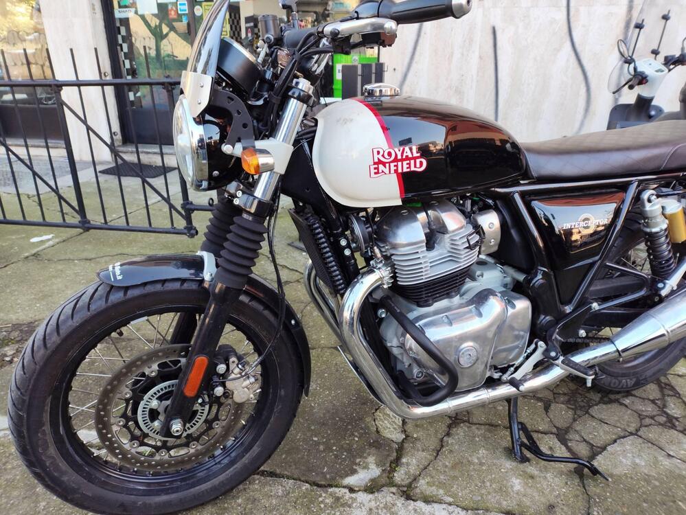 Royal Enfield Interceptor 650 (2021 - 25)