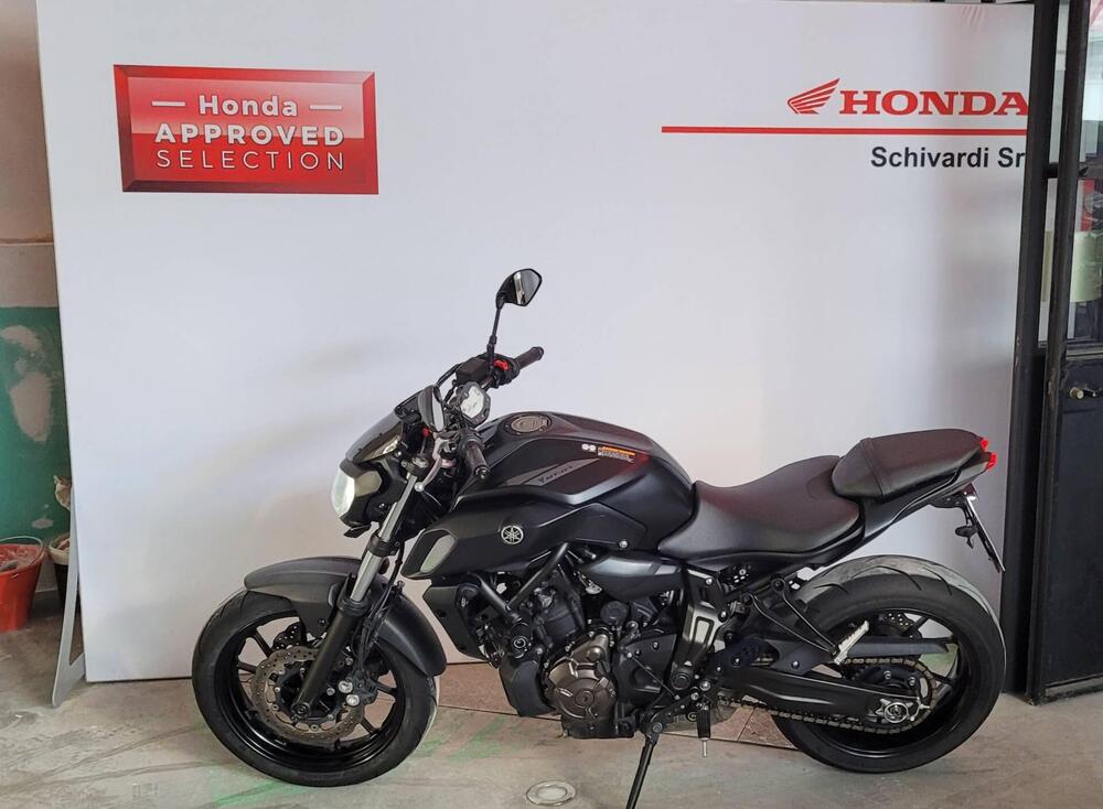 Yamaha MT-07 (2018 - 20) (3)