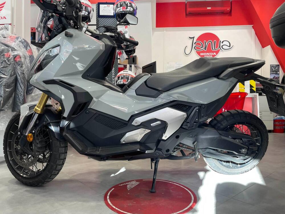 Honda X-ADV 750 DCT (2021 - 24) (2)