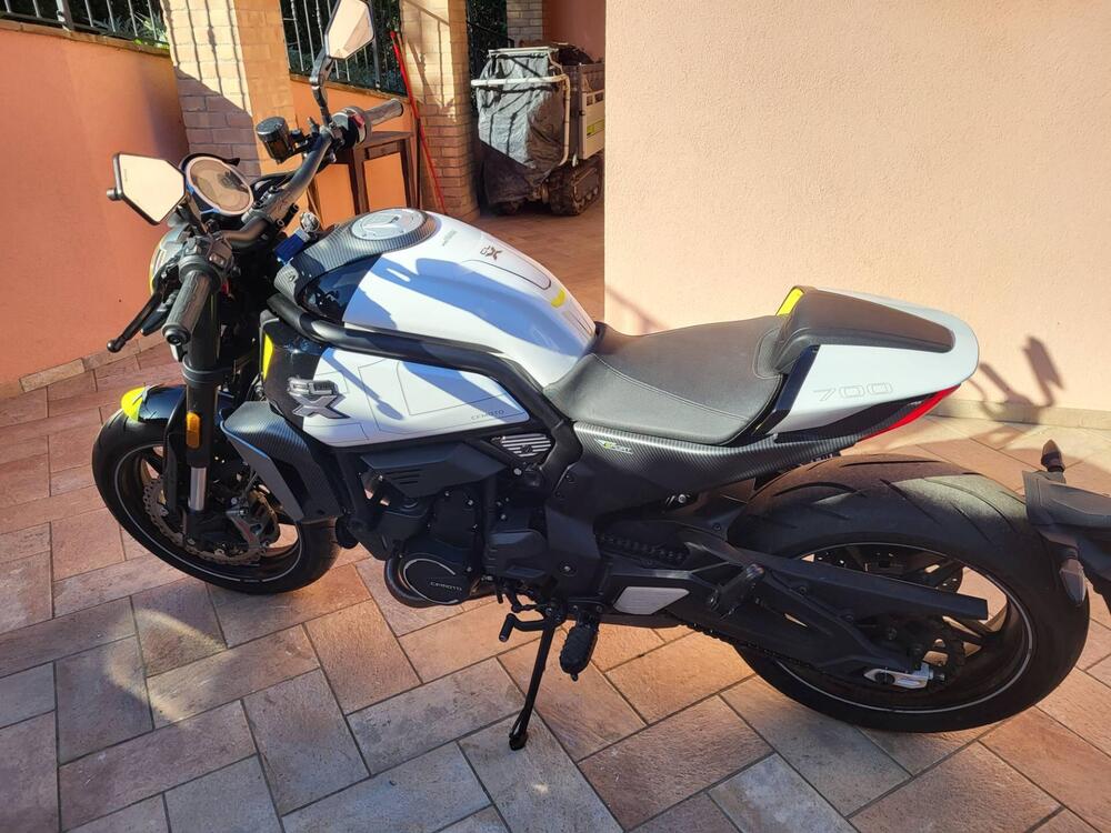 CFMOTO 700CL-X Sport (2022 - 25)