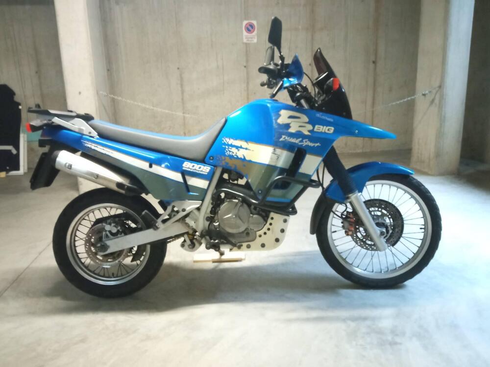 Suzuki DR Big 800 S (2)