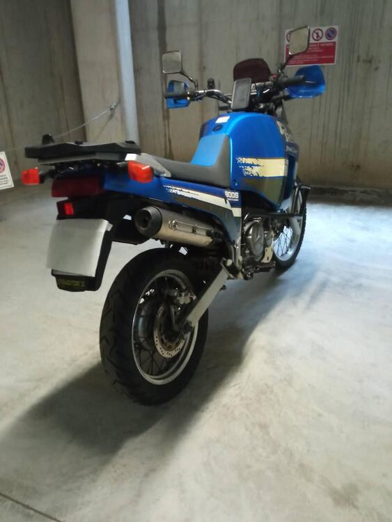 Suzuki DR Big 800 S (3)