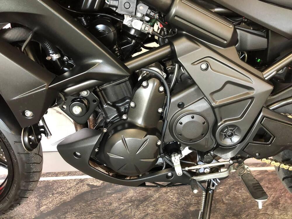 Kawasaki Versys 650 ABS (2015 - 16) (4)