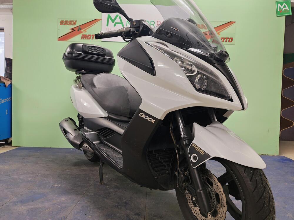 Kymco Downtown 300i ABS (2009 - 17) (5)