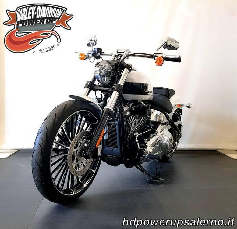 Harley-Davidson Breakout 117 (2023 - 24) (3)