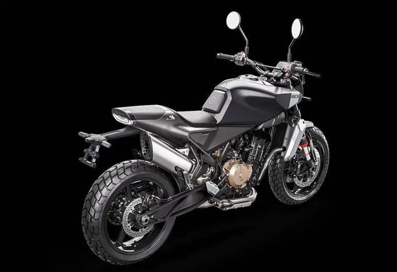 Husqvarna Svartpilen 801 (2024 - 26) (2)