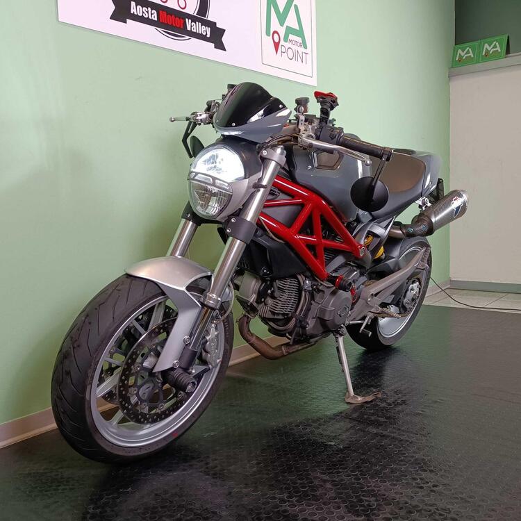 Ducati Monster 1100 (2009 -10) (5)