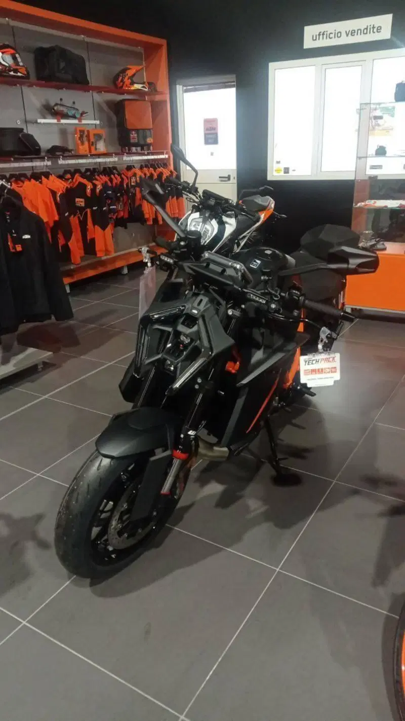 KTM 1390 Super Duke R (2024 - 26)