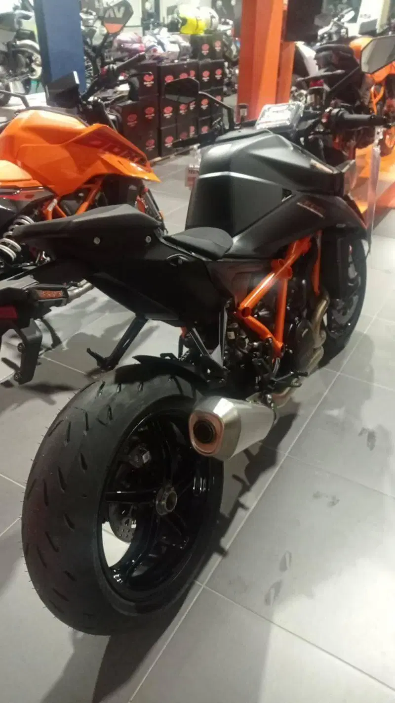 KTM 1390 Super Duke R (2024 - 26) (5)