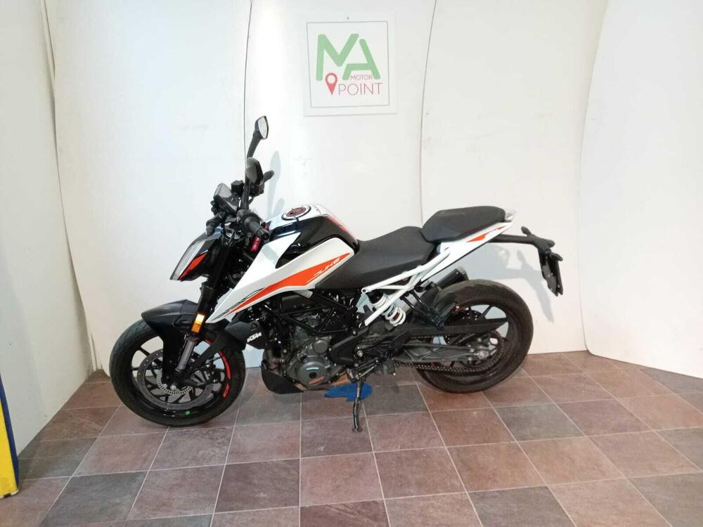 KTM 390 Duke (2021 - 23) (4)