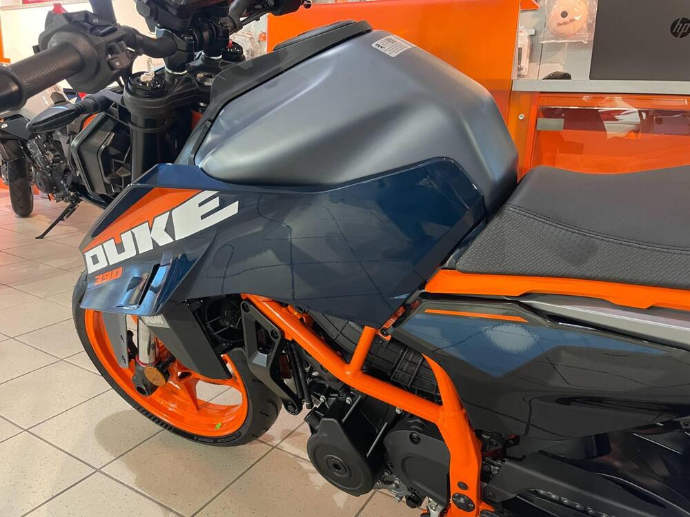 KTM 390 Duke (2024 - 25) (2)