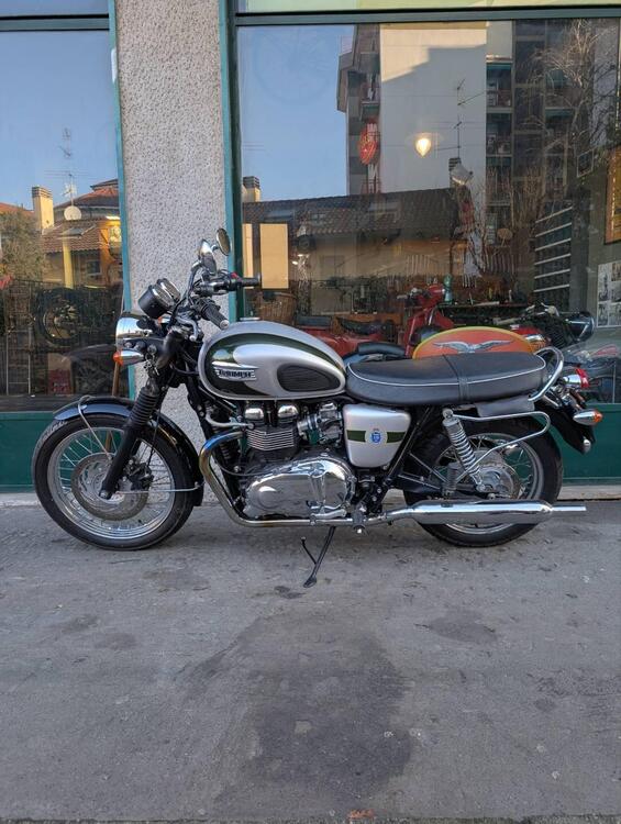 Triumph Bonneville T100 (2008 - 16) (2)