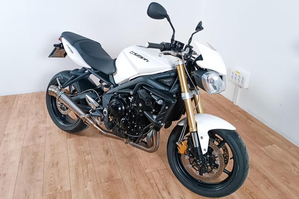 Triumph Street Triple (2007 - 12) (2)