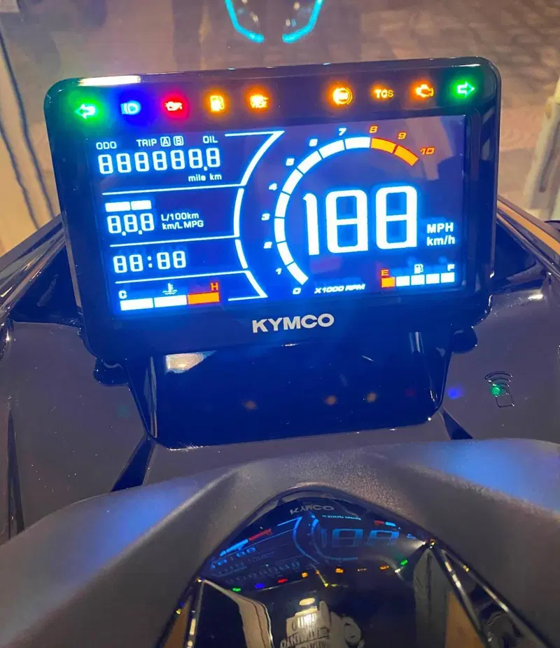 Kymco Downtown 350i GT (2024 - 26) (7)