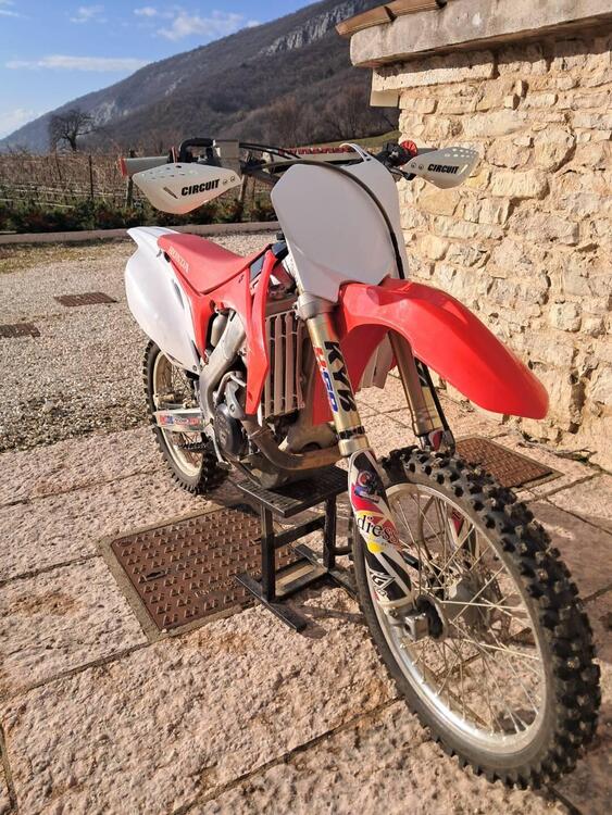 Honda CRF 450 R (2009) (4)