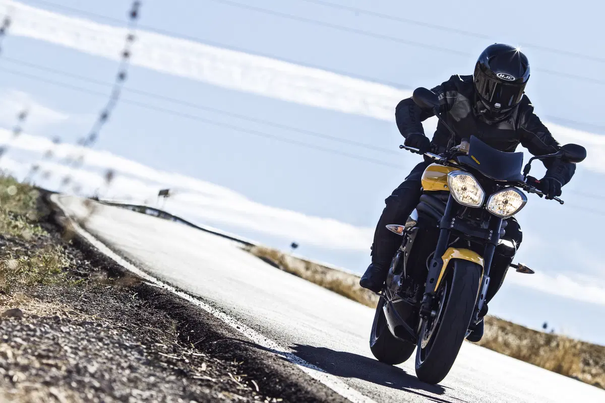 Triumph Speed 94 e Speed 94R, 21 anni dopo (4)