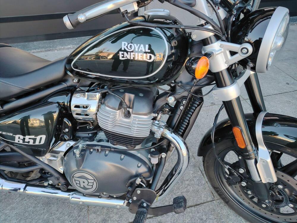 Royal Enfield Super Meteor 650 (2023 - 25) (2)