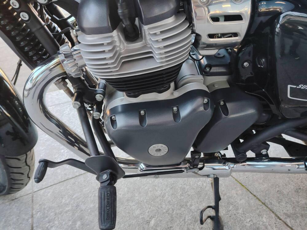 Royal Enfield Super Meteor 650 (2023 - 25) (4)