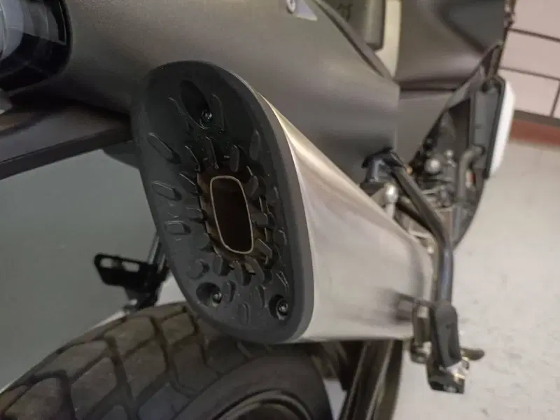 Husqvarna Svartpilen 801 (2024 - 26) (4)