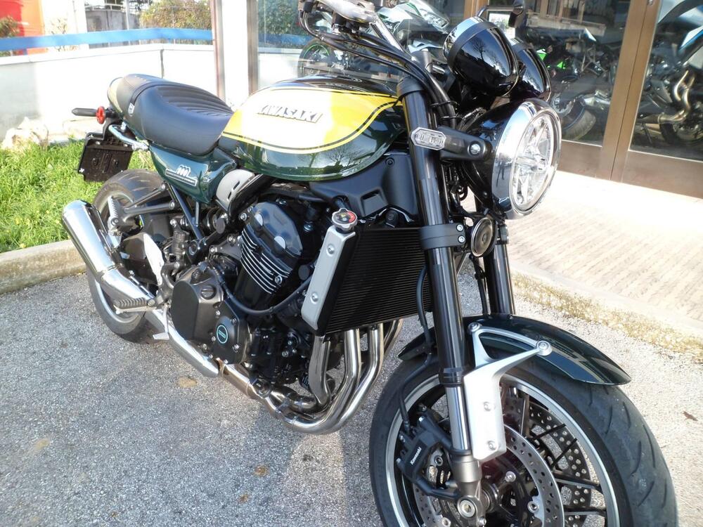 Kawasaki Z 900 RS (2022 - 25) (2)