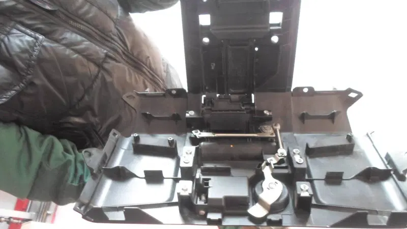 SERRATURA BAULE 58L AFRICA TWIN 1100 Honda (3)