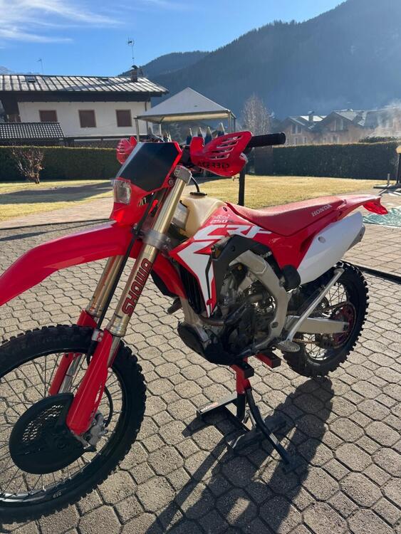 Honda CRF 250 RX Enduro (2021) (4)