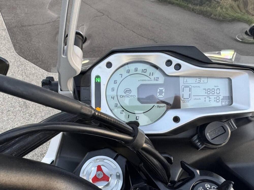 CFMOTO 650MT (2021 - 24) (4)