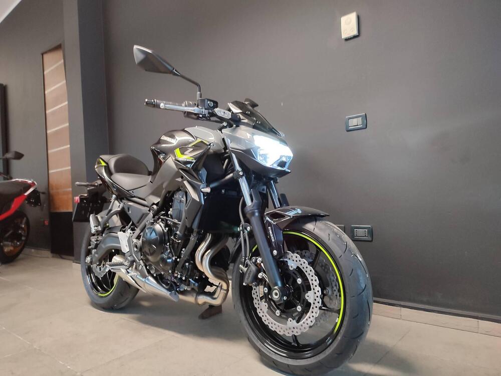 Kawasaki Z 650 (2021 - 24) (5)