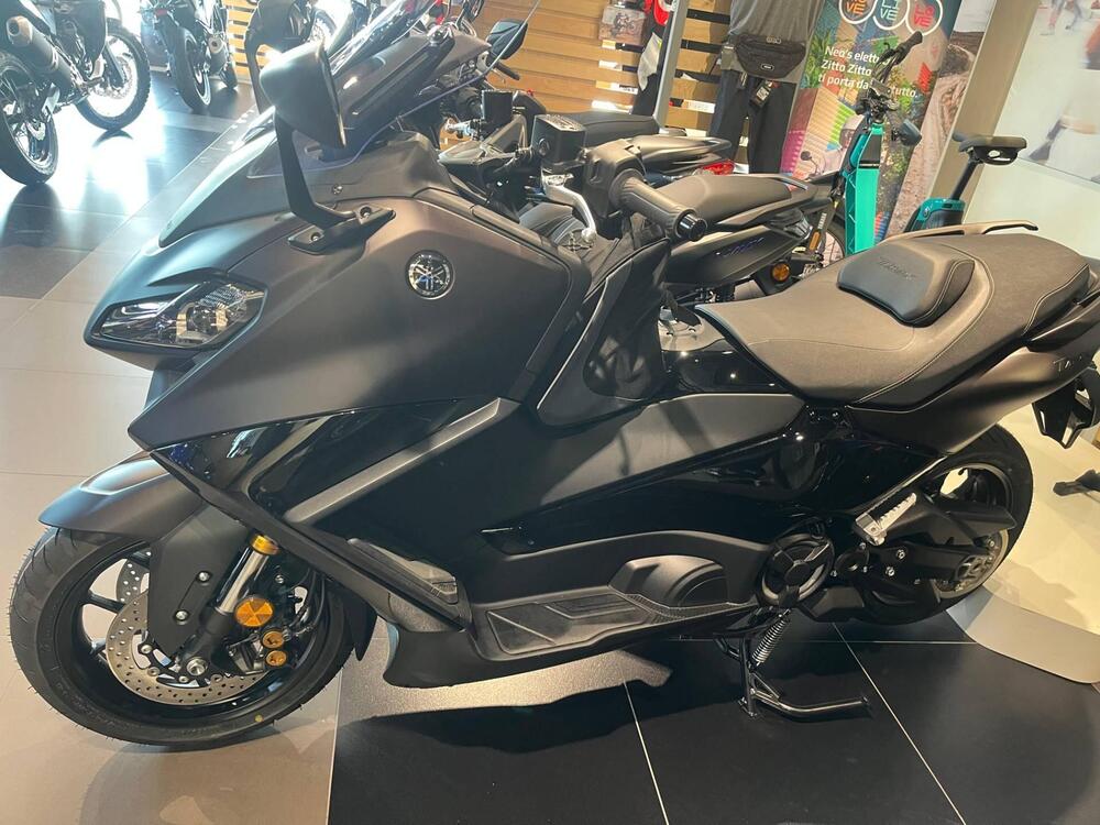 Yamaha T-Max 560 Tech Max (2022 - 24) (2)