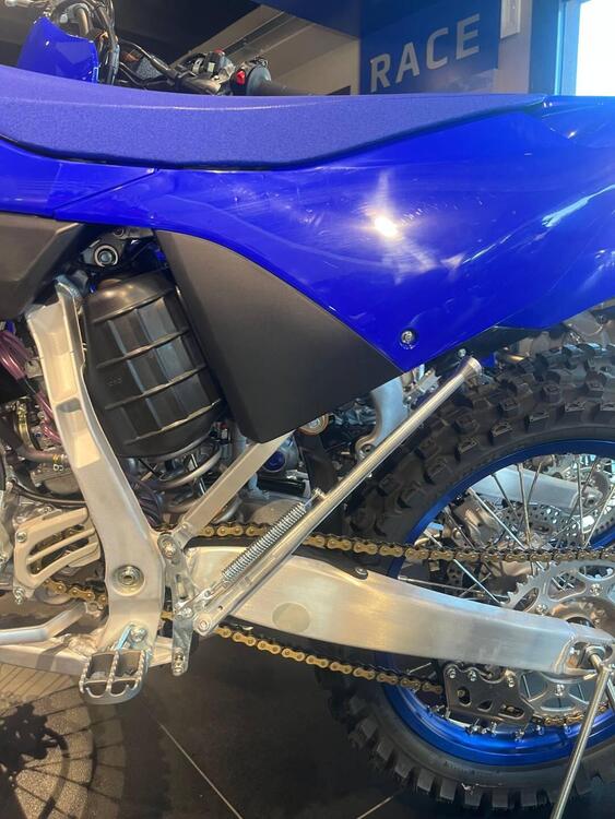 Yamaha YZ 125 (2025) (4)